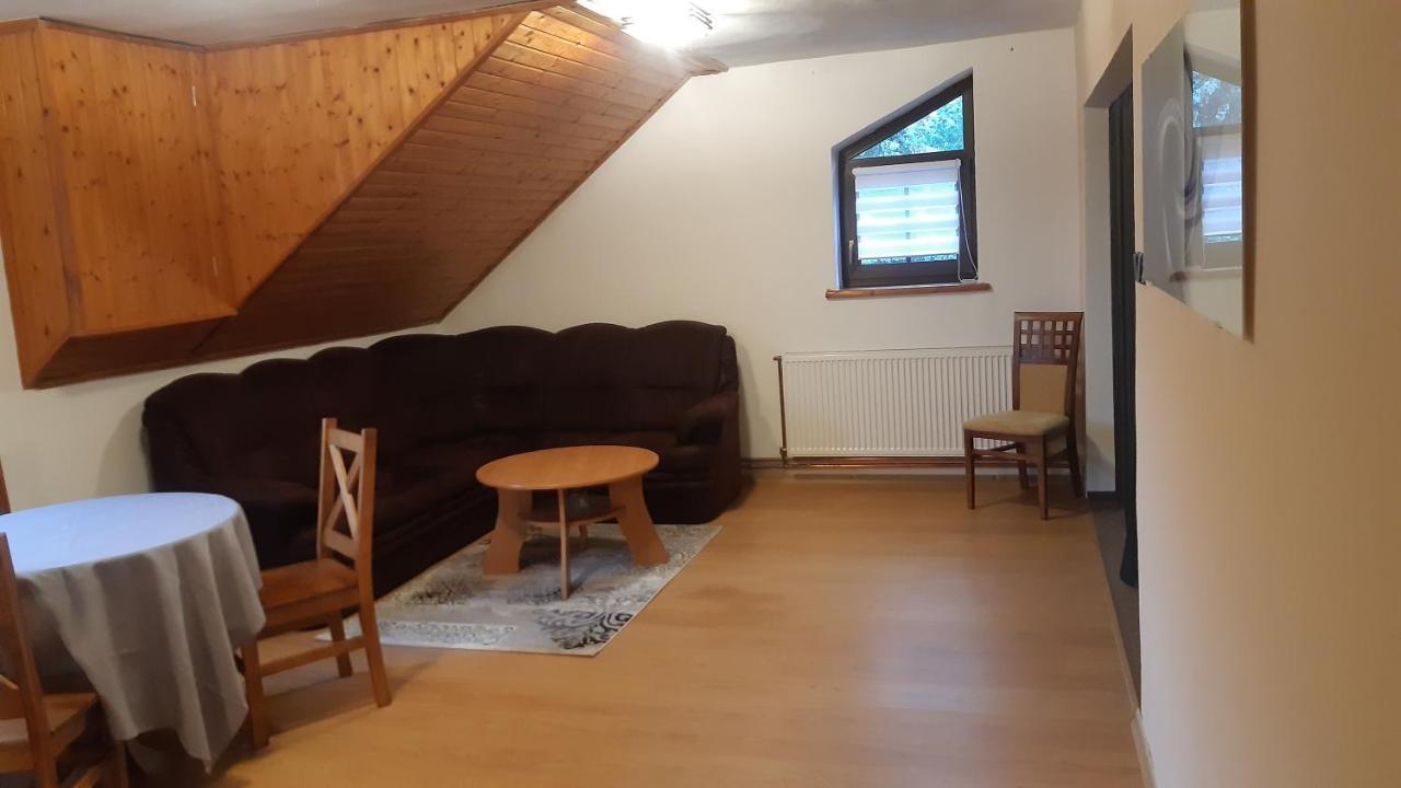 Budha Apartma Jirikov  Extérieur photo